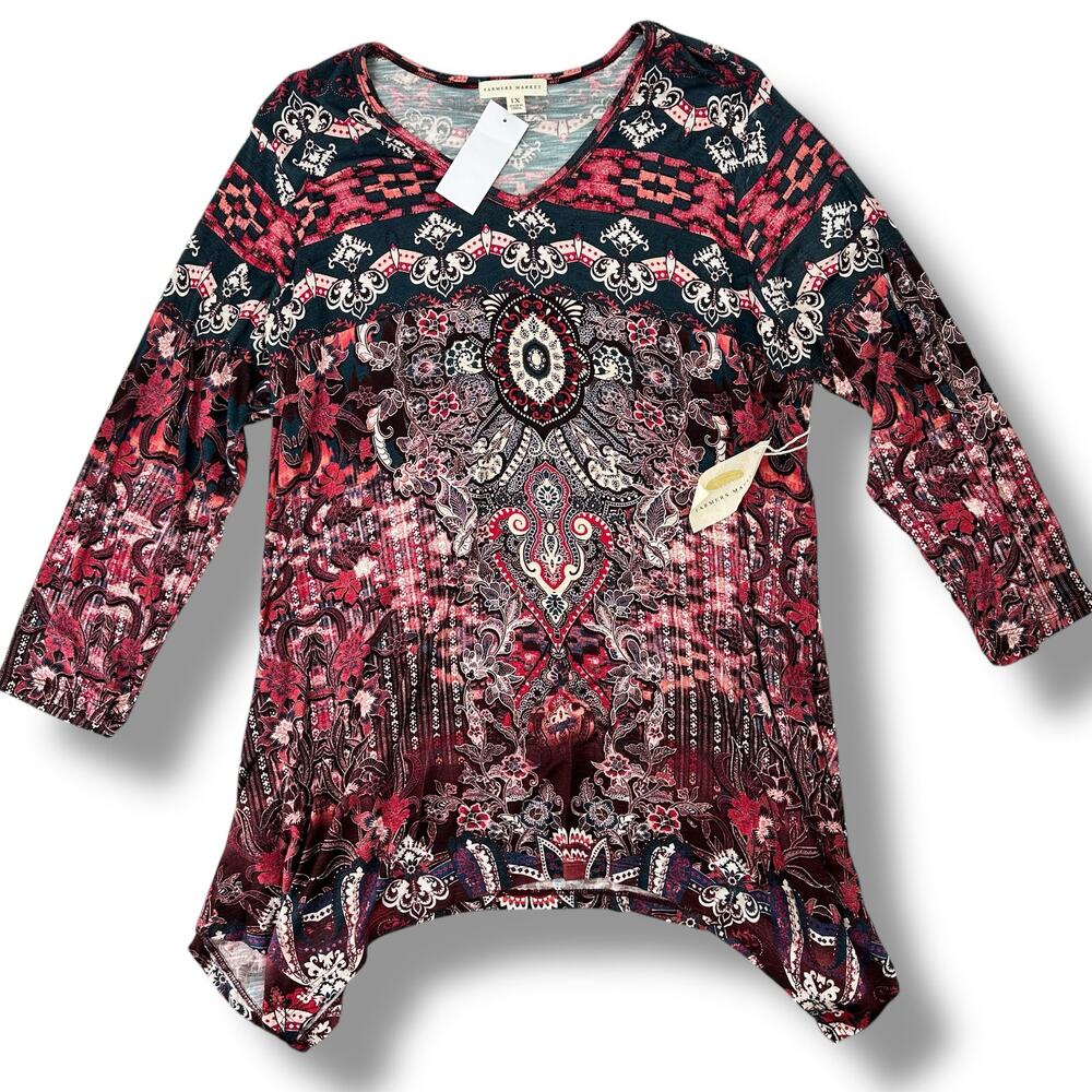Farmers Market Abstract Print Sharkbite Abstract Hem Shirt Plus Size 1X Artsy